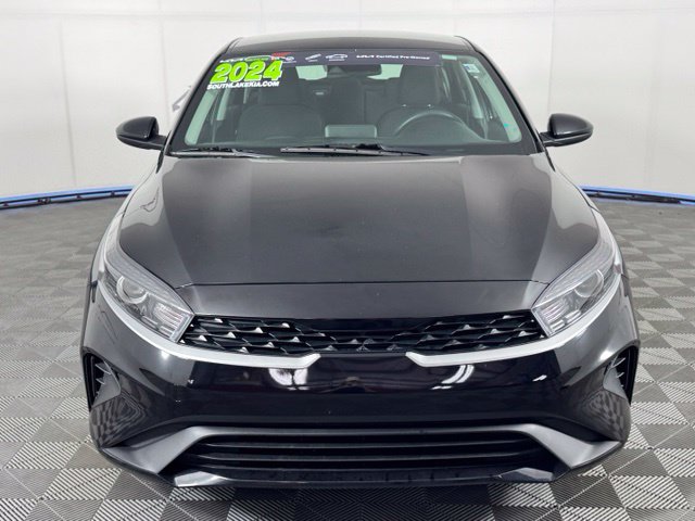 Used 2024 Kia Forte LXS FWD image 2