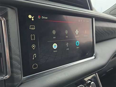 Used 2023 GMC Yukon XL Denali w/ Denali Reserve Package image 21