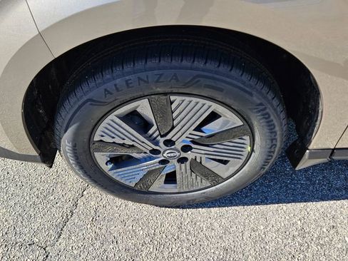 New 2026 Nissan Murano SL image 16