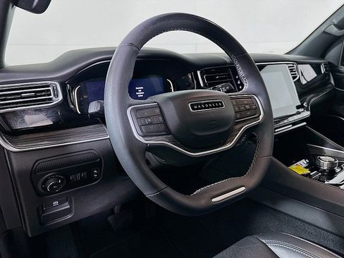 Used 2022 Jeep Wagoneer Series II w/ Premium Group I image 9