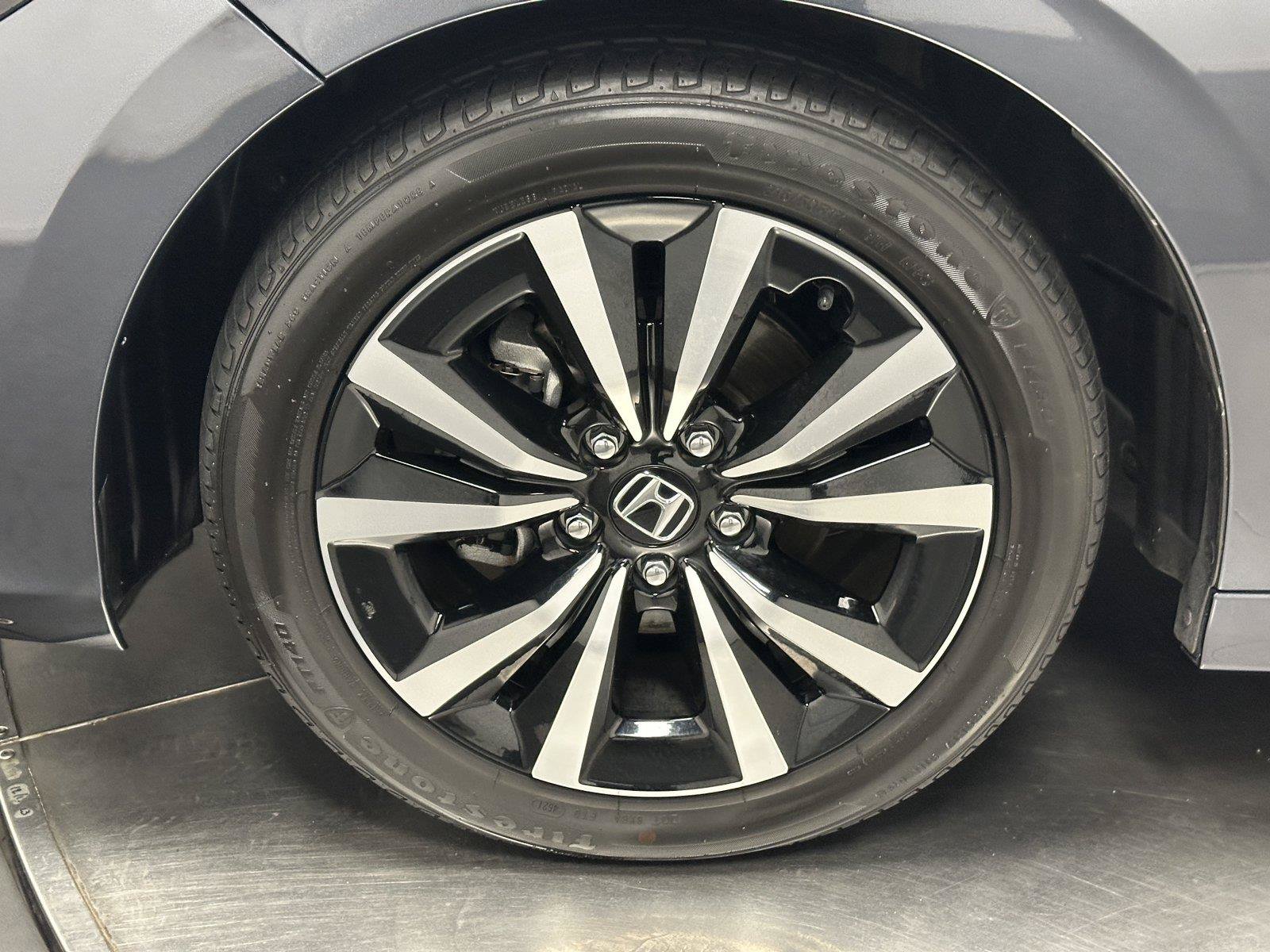 Used 2022 Honda Civic EX image 18