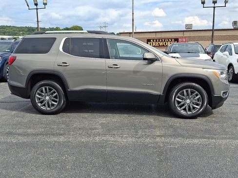 Used 2019 GMC Acadia SLT w/ LPO, Floor Liner Package AWD/4WD image 7