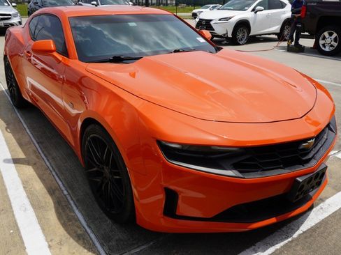 Used 2019 Chevrolet Camaro LT RWD image 2