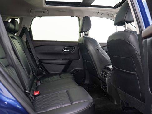 Used 2023 Nissan Rogue Platinum AWD/4WD image 13
