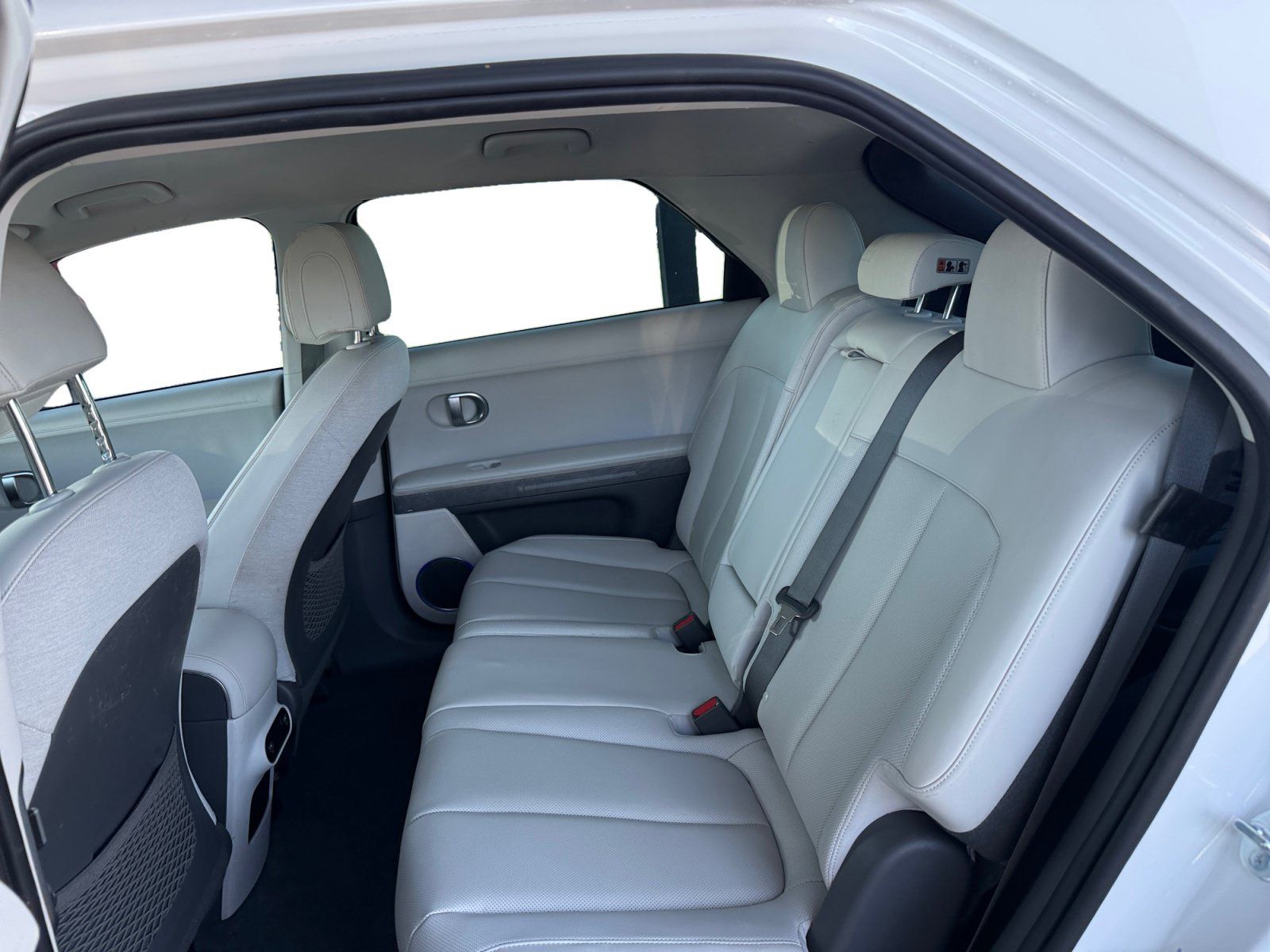 Used 2023 Hyundai Ioniq 5 SEL w/ Cargo Package AWD/4WD image 11