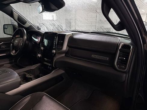 Used 2022 RAM 1500 Laramie w/ Sport Appearance Package image 12