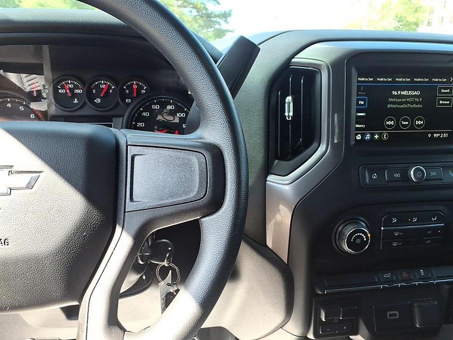 Used 2019 Chevrolet Silverado 1500 Custom w/ Custom Convenience Package AWD/4WD image 28