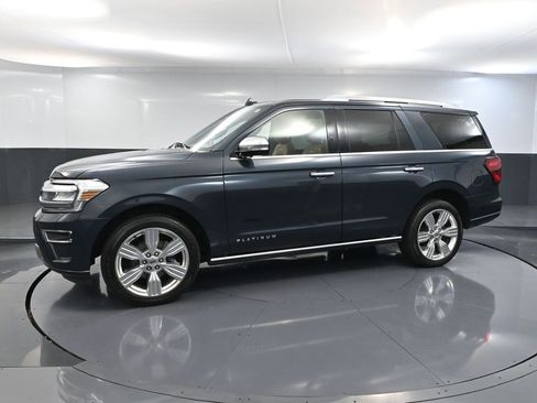 Used 2023 Ford Expedition Platinum image 10