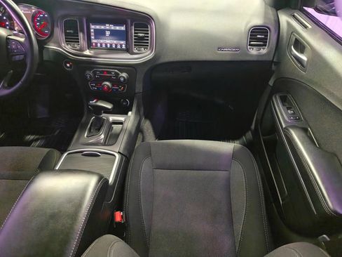 Used 2018 Dodge Charger SXT RWD image 22