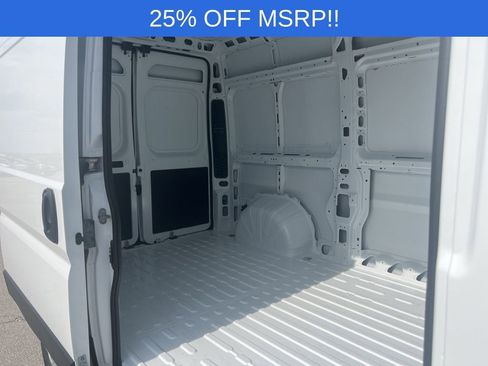 New 2026 RAM ProMaster 1500 w/ Cold Weather Group image 4