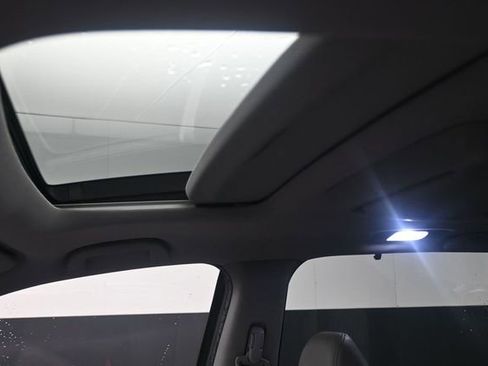 Used 2022 Honda Pilot Elite image 23