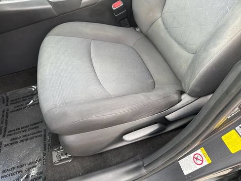 Used 2019 Toyota RAV4 XLE FWD image 21