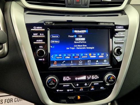 Used 2018 Nissan Murano SL AWD/4WD image 16