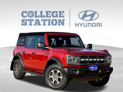 Used 2023 Ford Bronco Big Bend AWD/4WD image 3