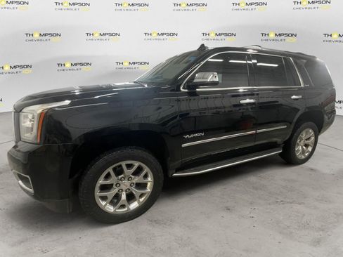 Certified 2016 GMC Yukon SLE w/ Convenience Package AWD/4WD image 2