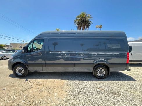 Used 2019 Mercedes-Benz Sprinter 170 image 8