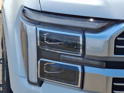Used 2025 Ford F150 Platinum w/ Equipment Group 703A Plus AWD/4WD image 9