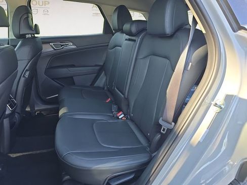 New 2026 Kia Sportage EX FWD image 13