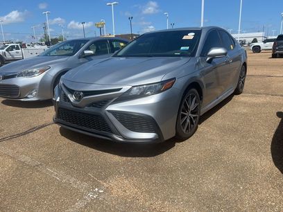 Used 2023 Toyota Camry SE