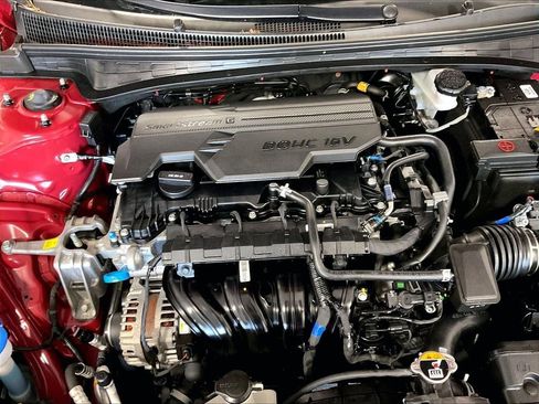 Certified 2025 Hyundai Elantra Sport FWD image 28