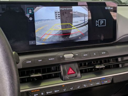 Used 2025 Kia K4 LXS image 16