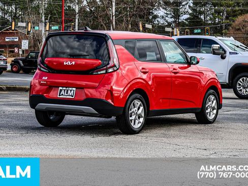 Used 2025 Kia Soul LX w/ LX Technology Package image 6