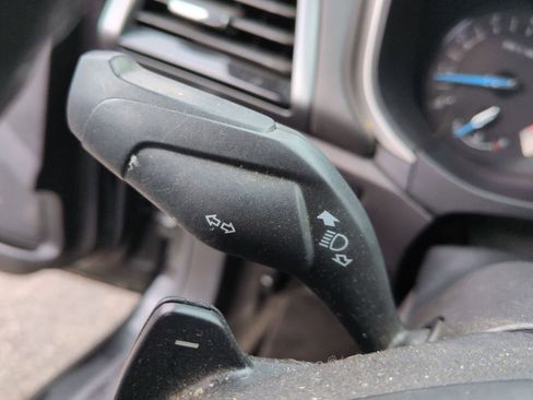 Used 2015 Ford Fusion SE w/ Equipment Group 201A image 16