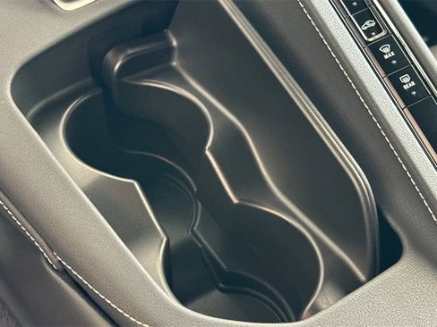 Used 2024 Chevrolet Corvette Stingray Coupe w/ 1LT image 23