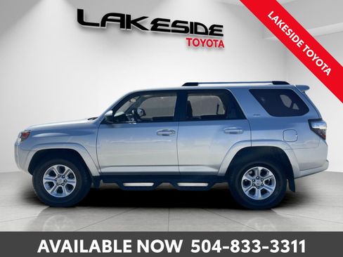 Used 2023 Toyota 4Runner SR5 image 3