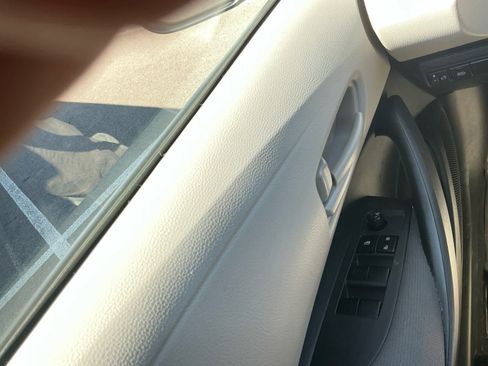 Used 2024 Toyota Corolla LE image 17