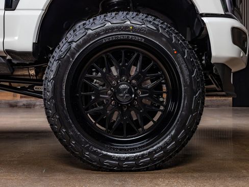 Used 2026 Ford F250 Platinum image 12