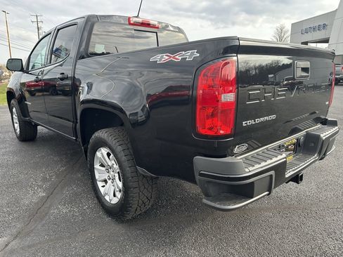 Used 2022 Chevrolet Colorado LT w/ LT Convenience Package image 3