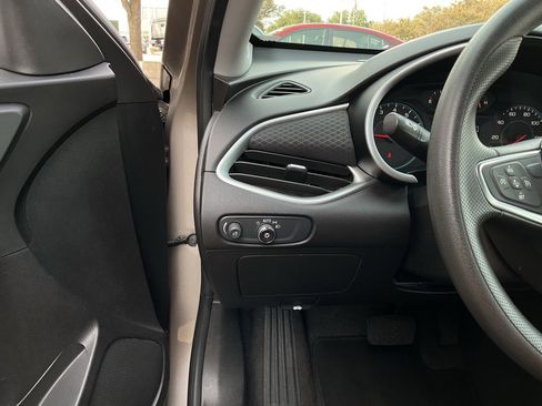 Used 2024 Chevrolet Malibu LT image 24