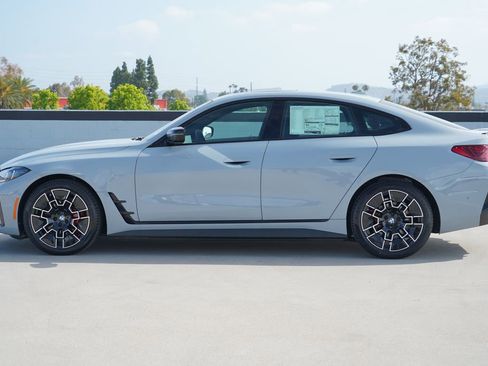 New 2026 BMW i4 xDrive40i w/ M Sport Package AWD/4WD image 4