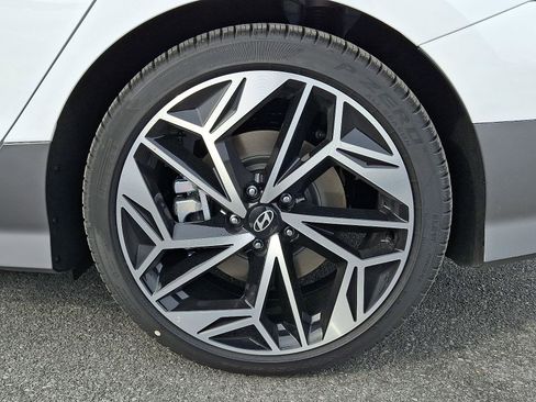 New 2025 Hyundai Ioniq 6 SEL image 5