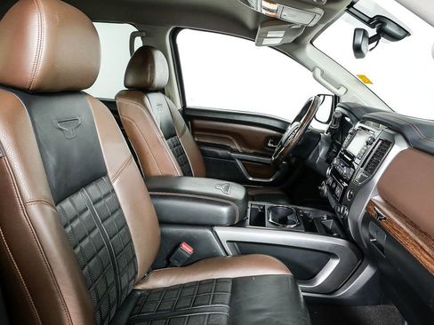 Used 2017 Nissan Titan Platinum Reserve image 21
