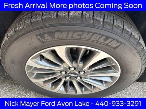 Used 2023 Lincoln Nautilus AWD w/ Premium Package image 13