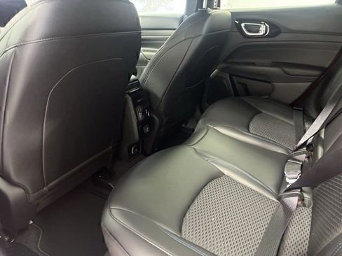 New 2026 Jeep Compass Latitude image 28