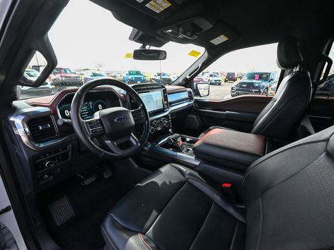 Used 2023 Ford F150 Lariat w/ Equipment Group 502A High image 17