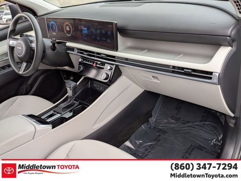 Used 2025 Hyundai Tucson SEL AWD/4WD image 36