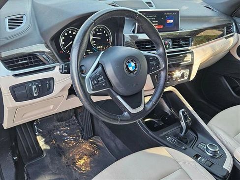 Used 2021 BMW X1 xDrive28i w/ Convenience Package AWD/4WD image 10