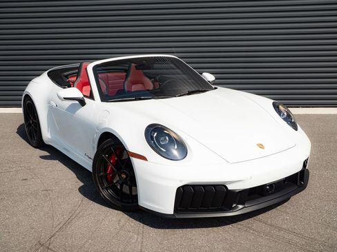 Certified 2025 Porsche 911 Carrera 4 GTS image 24