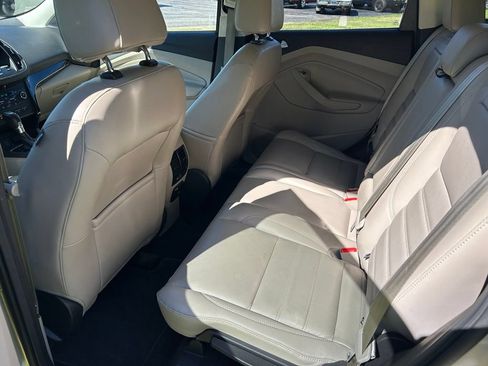 Used 2017 Ford Escape Titanium AWD/4WD image 11