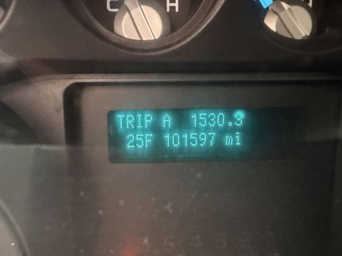 Used 2011 Ford F350 XL w/ Snow Plow Prep Pkg AWD/4WD image 11