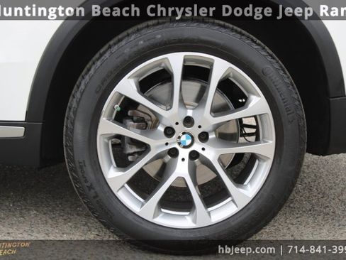 Used 2022 BMW X5 sDrive40i w/ Premium Package image 8