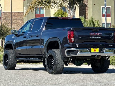 Used 2023 GMC Sierra 1500 SLE AWD/4WD image 5