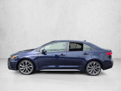 Used 2022 Toyota Corolla SE FWD image 8