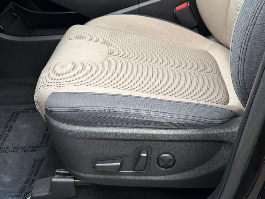 Used 2022 Hyundai Santa Fe SEL AWD/4WD image 17
