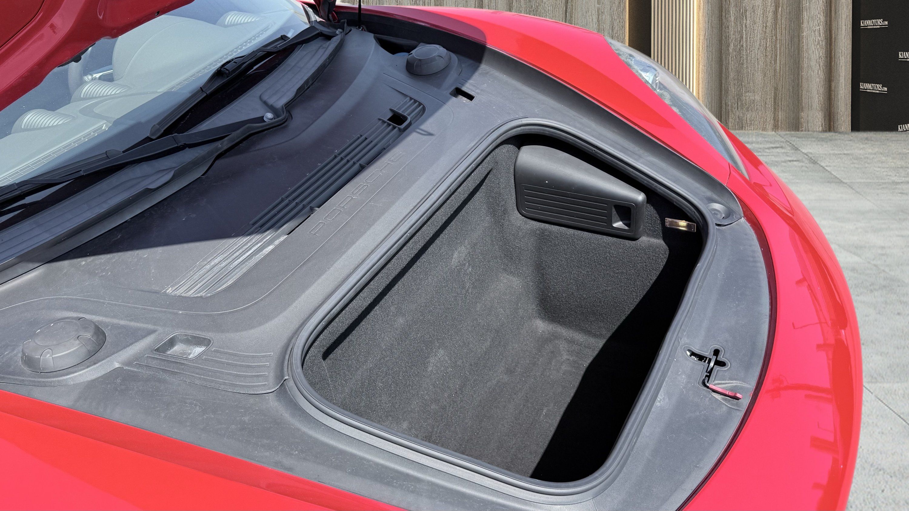 Used 2019 Porsche 718 Cayman RWD image 18