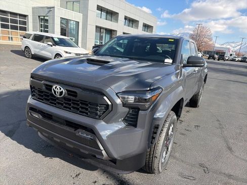 New 2025 Toyota Tacoma TRD Sport image 1